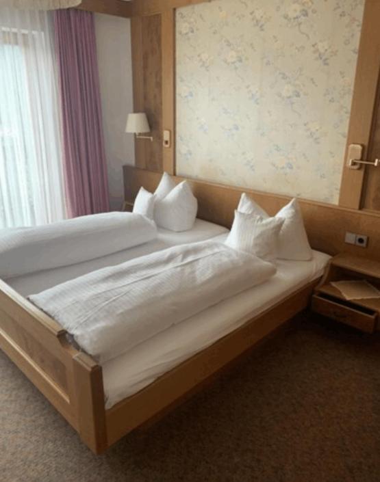 Hotel Schauinsland 바트 페테르스탈-그리스바흐 외부 사진